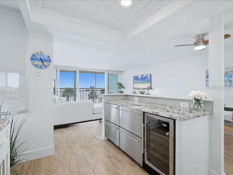 Activo con contrato: $549,000 (2 camas, 2 baños, 1085 Pies cuadrados)