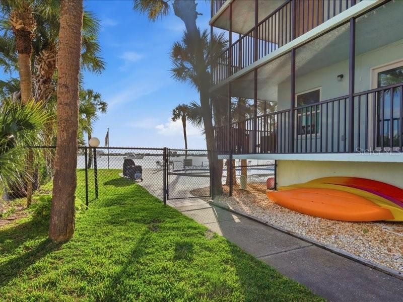 Activo con contrato: $549,000 (2 camas, 2 baños, 1085 Pies cuadrados)