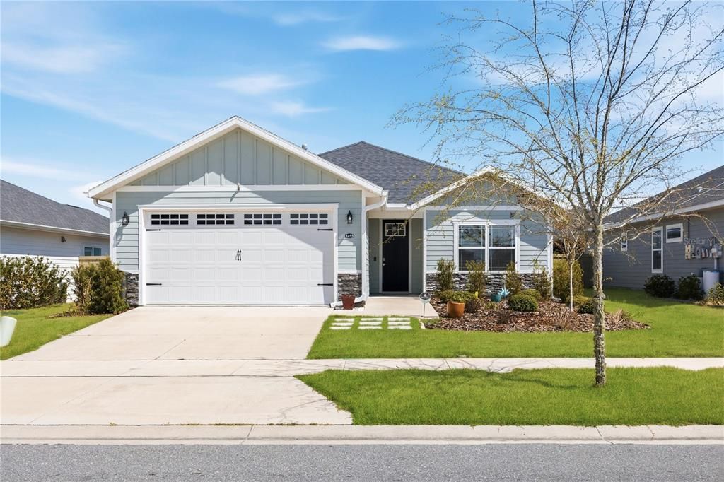 Activo con contrato: $410,000 (3 camas, 2 baños, 1695 Pies cuadrados)