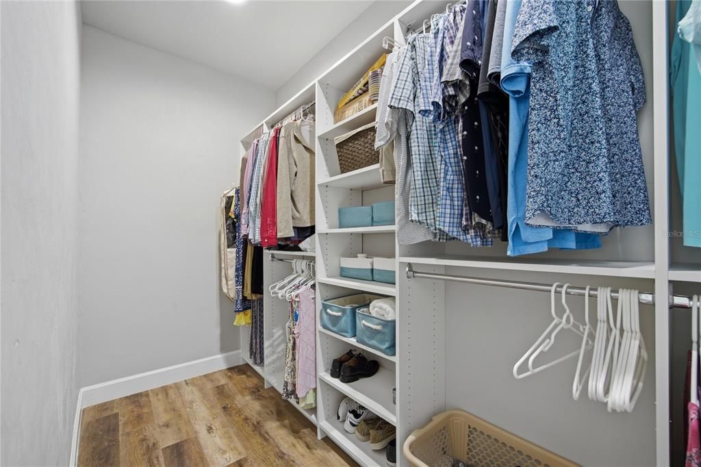 Activo con contrato: $410,000 (3 camas, 2 baños, 1695 Pies cuadrados)