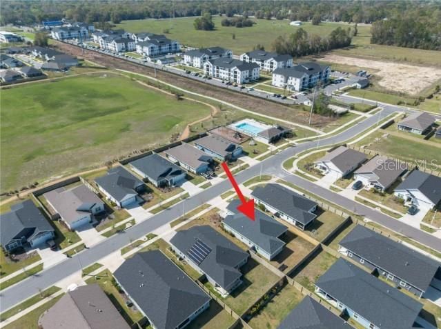 Activo con contrato: $410,000 (3 camas, 2 baños, 1695 Pies cuadrados)