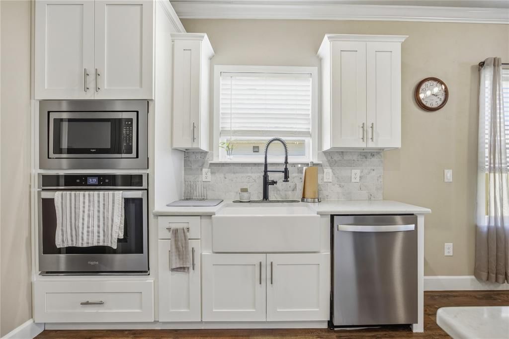 Activo con contrato: $410,000 (3 camas, 2 baños, 1695 Pies cuadrados)