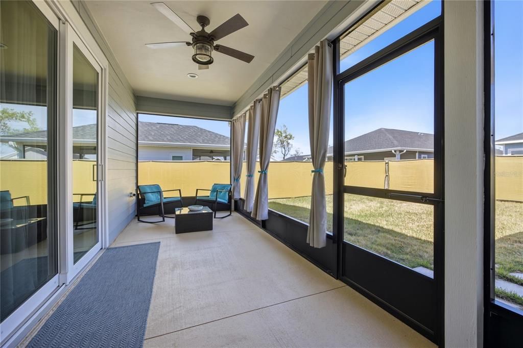 Activo con contrato: $410,000 (3 camas, 2 baños, 1695 Pies cuadrados)