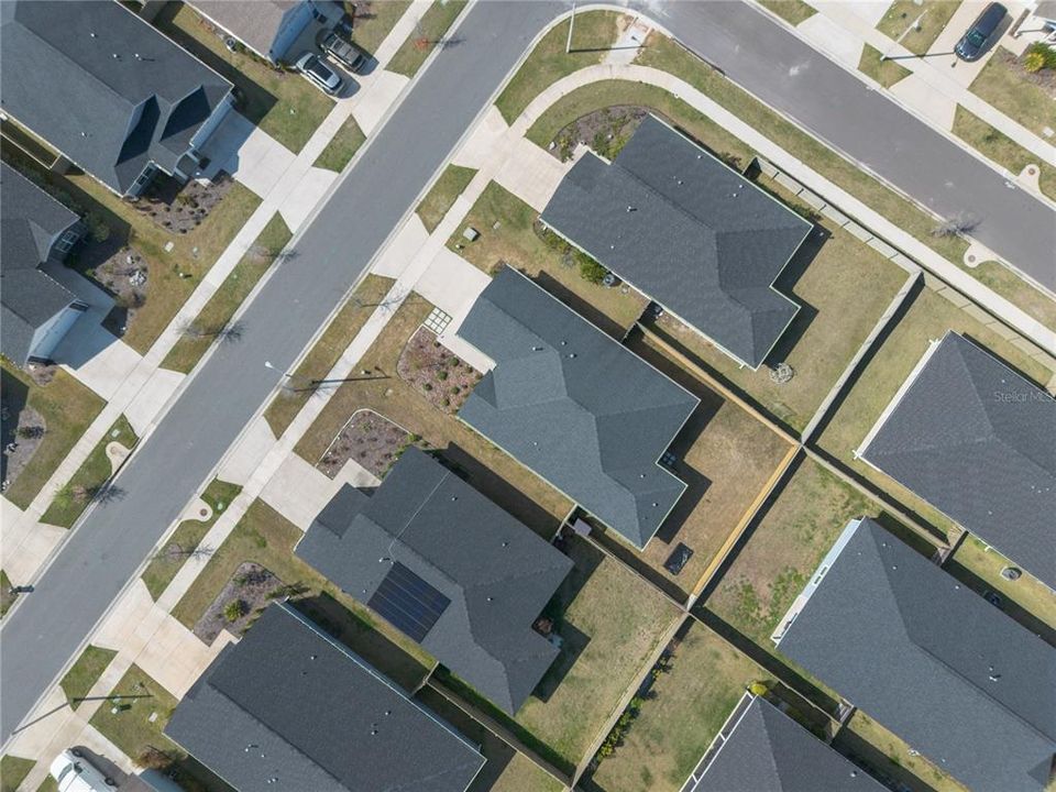 Activo con contrato: $410,000 (3 camas, 2 baños, 1695 Pies cuadrados)