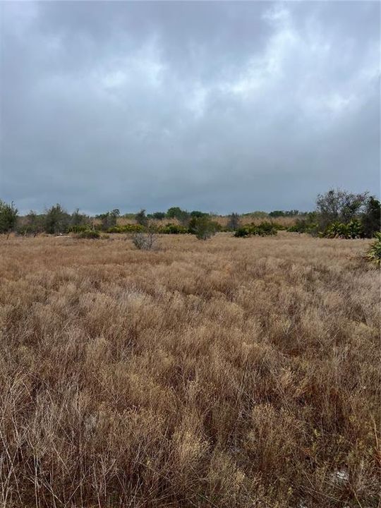 待售: $129,900 (5.76 acres)