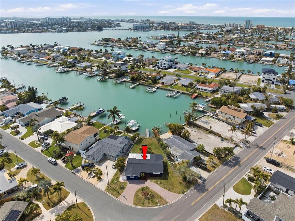 Activo con contrato: $3,900 (3 camas, 2 baños, 1796 Pies cuadrados)