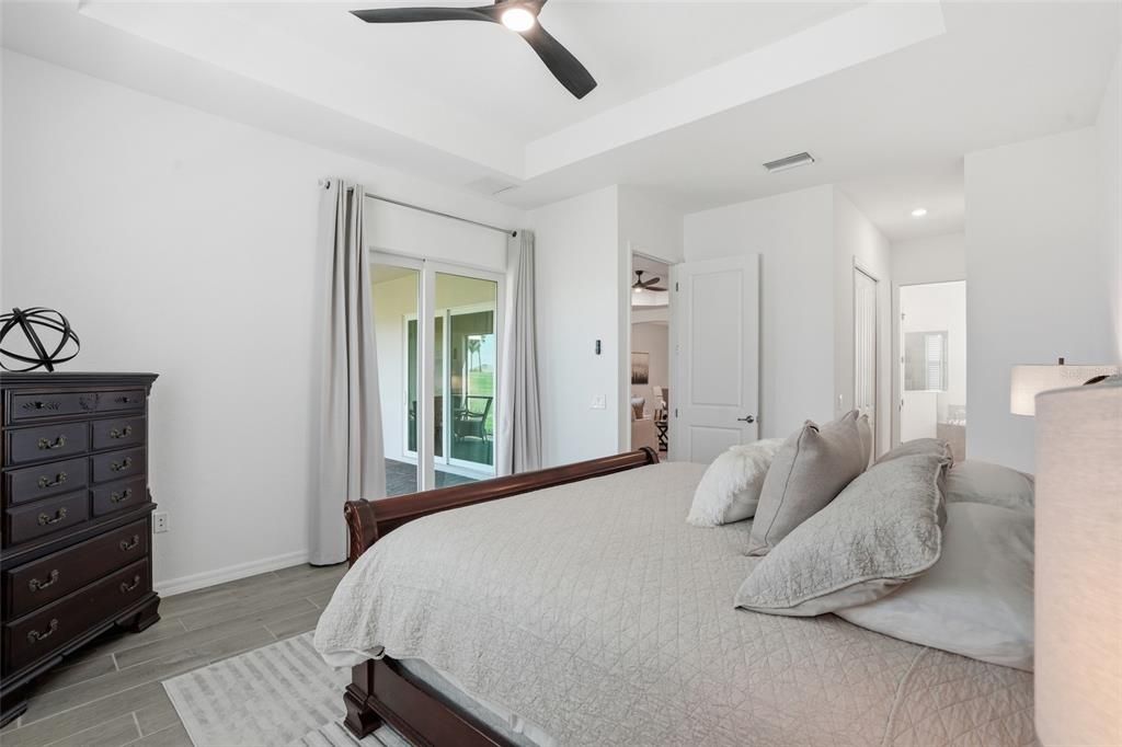 Activo con contrato: $599,000 (3 camas, 2 baños, 2046 Pies cuadrados)