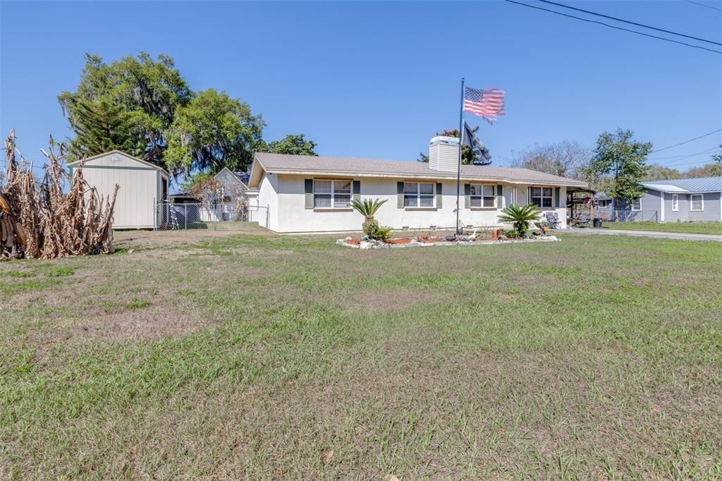 Recently Sold: $200,000 (3 beds, 2 baths, 1347 Square Feet)