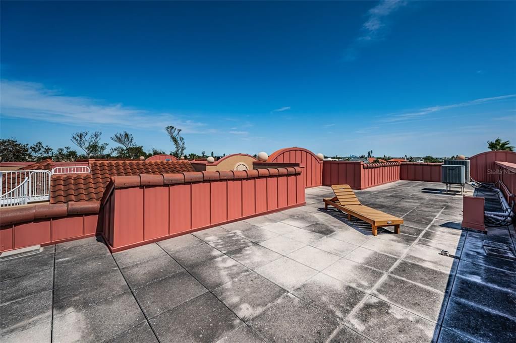 For Sale: $1,495,000 (3 beds, 3 baths, 3080 Square Feet)