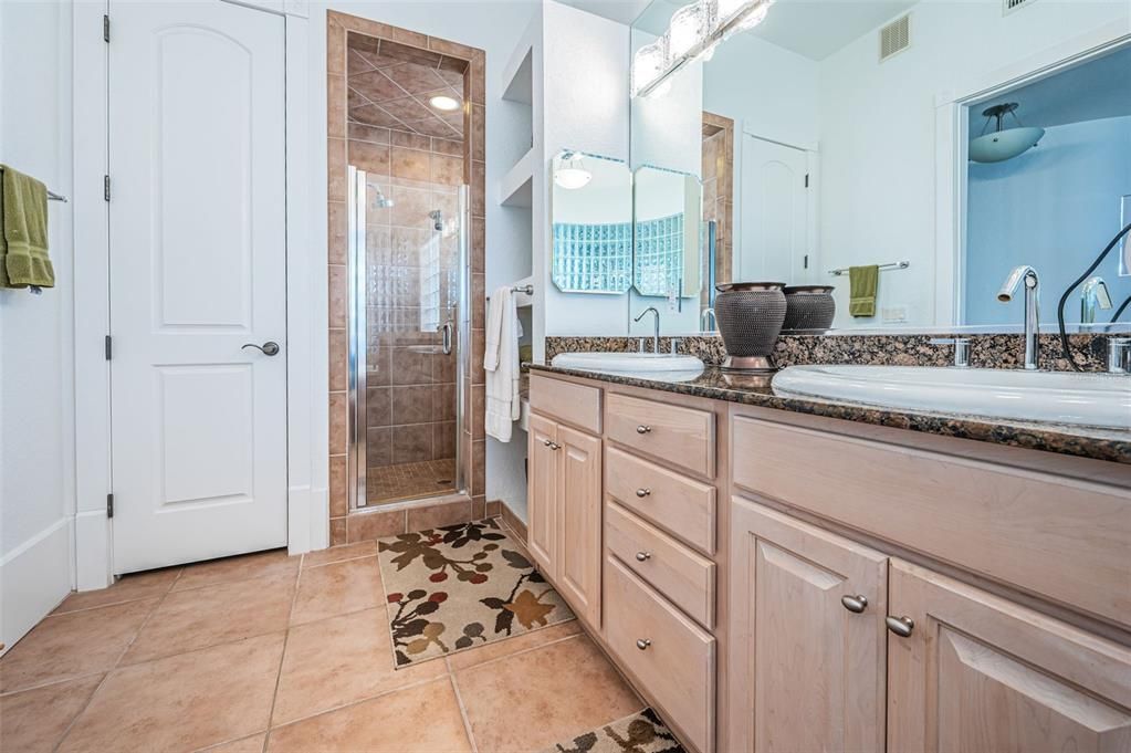 For Sale: $1,495,000 (3 beds, 3 baths, 3080 Square Feet)