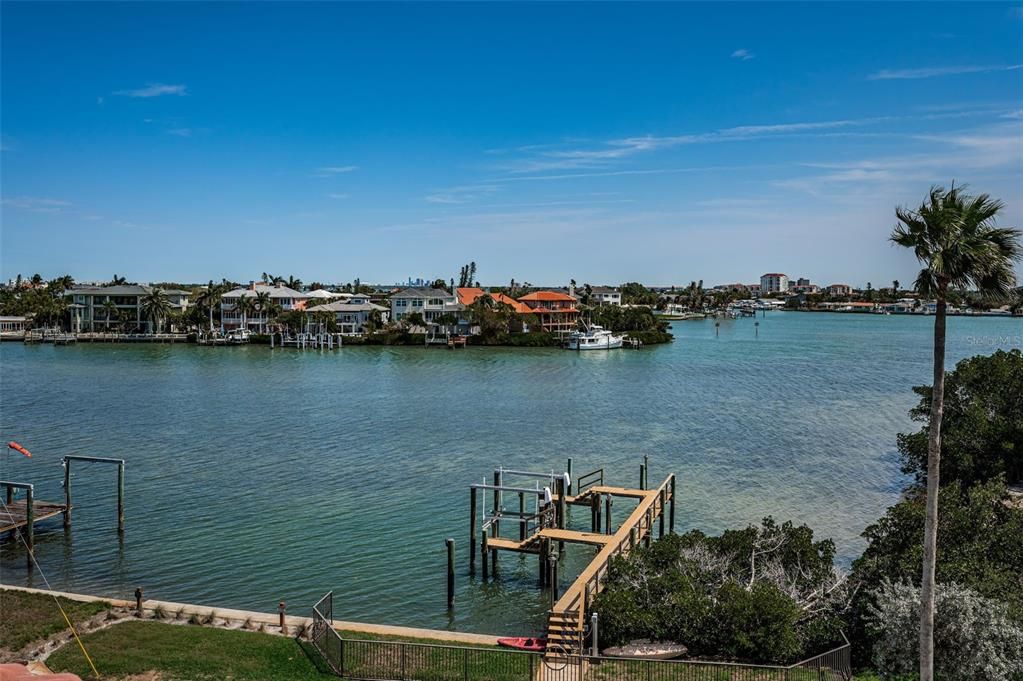 For Sale: $1,495,000 (3 beds, 3 baths, 3080 Square Feet)