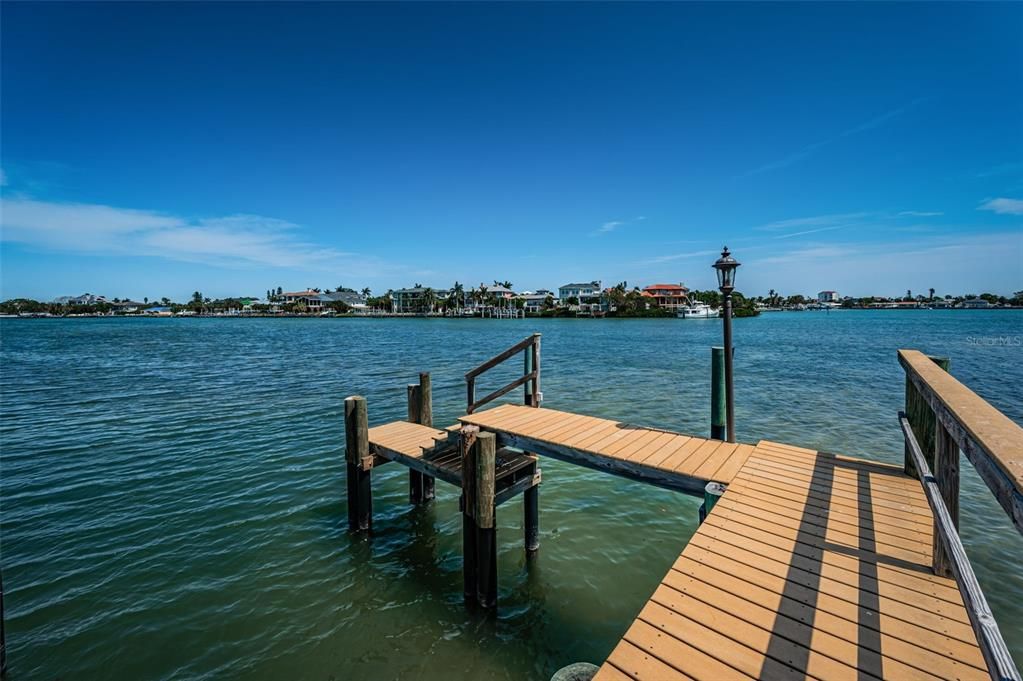 For Sale: $1,495,000 (3 beds, 3 baths, 3080 Square Feet)