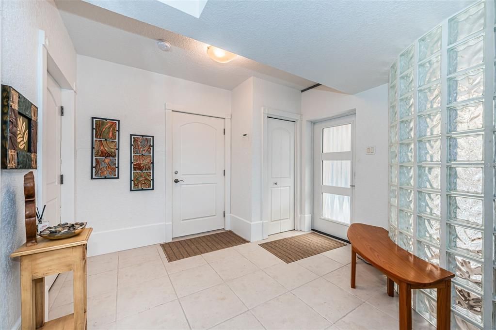 For Sale: $1,495,000 (3 beds, 3 baths, 3080 Square Feet)