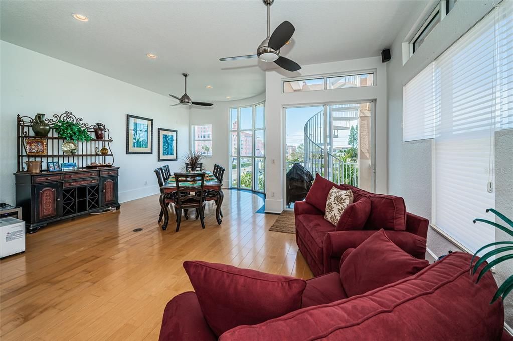 For Sale: $1,495,000 (3 beds, 3 baths, 3080 Square Feet)