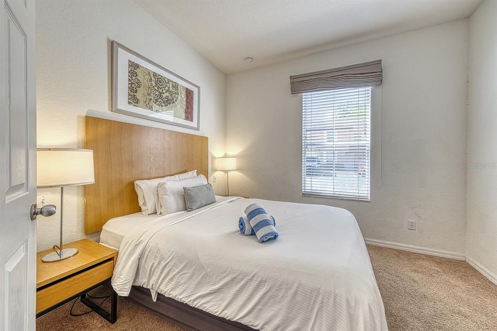 For Sale: $350,000 (4 beds, 3 baths, 1440 Square Feet)