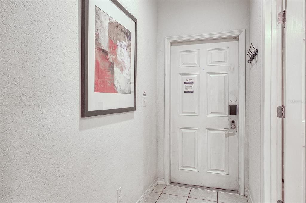 For Sale: $350,000 (4 beds, 3 baths, 1440 Square Feet)