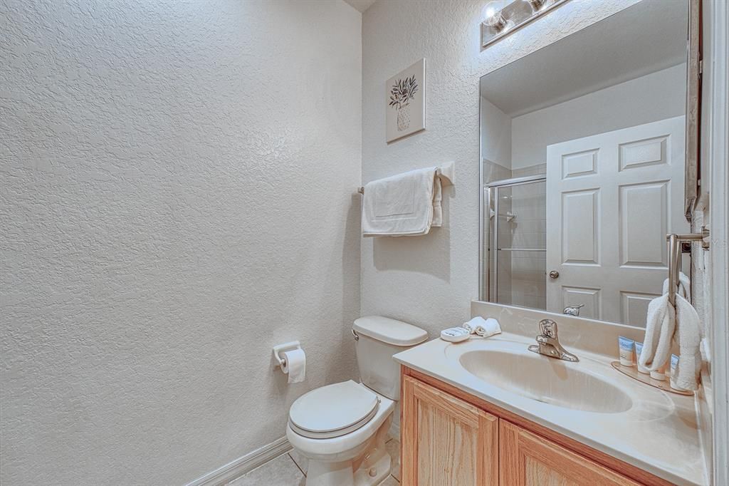For Sale: $350,000 (4 beds, 3 baths, 1440 Square Feet)