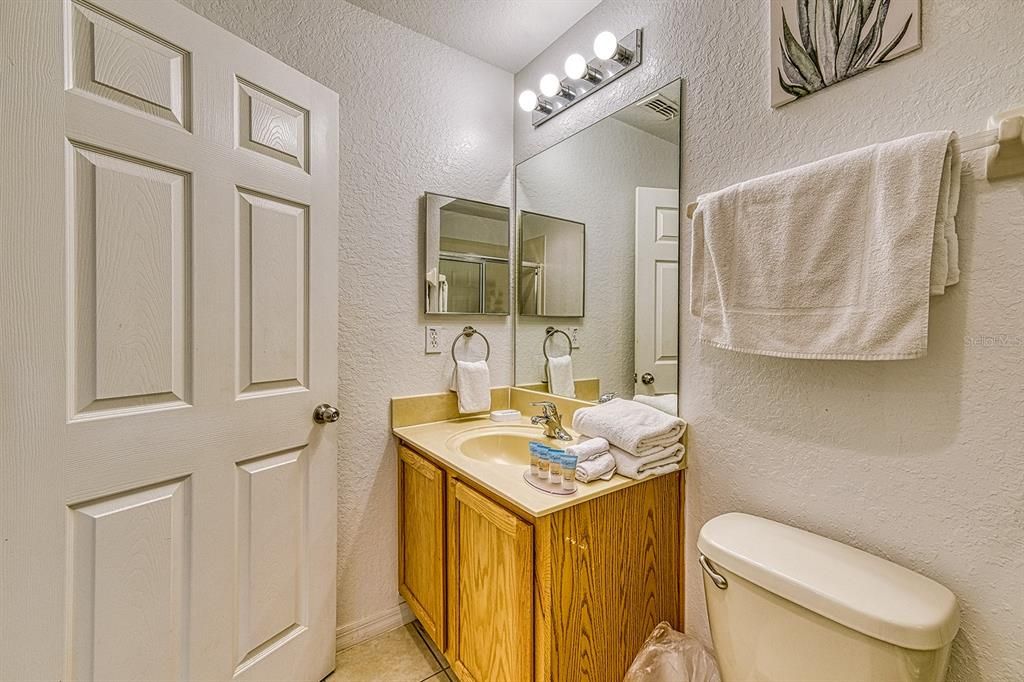 For Sale: $350,000 (4 beds, 3 baths, 1440 Square Feet)