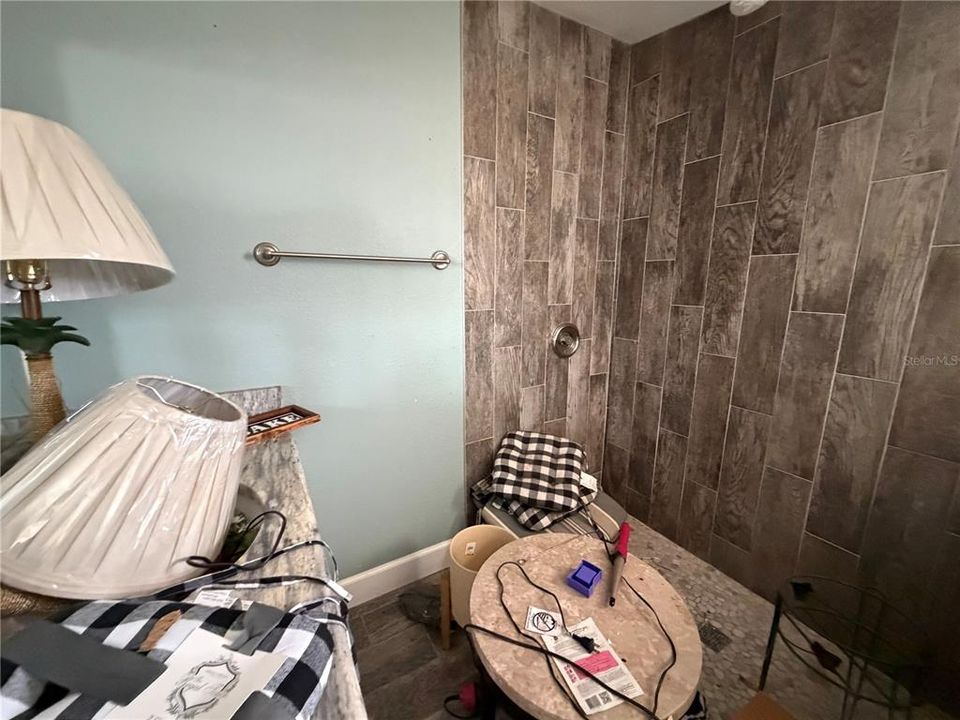 En Venta: $140,000 (4 camas, 2 baños, 1432 Pies cuadrados)