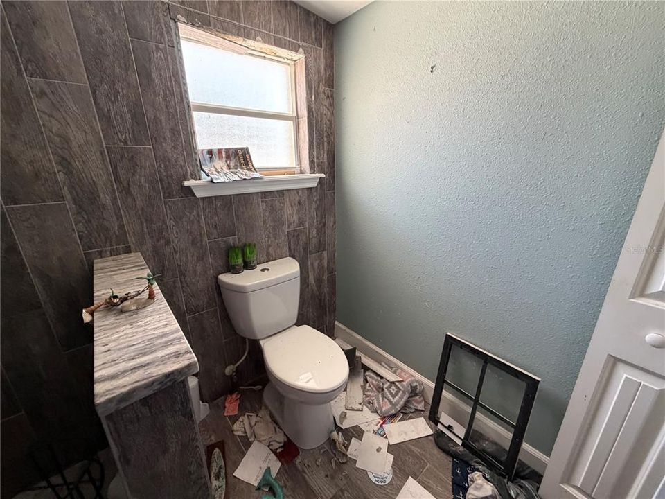 En Venta: $140,000 (4 camas, 2 baños, 1432 Pies cuadrados)