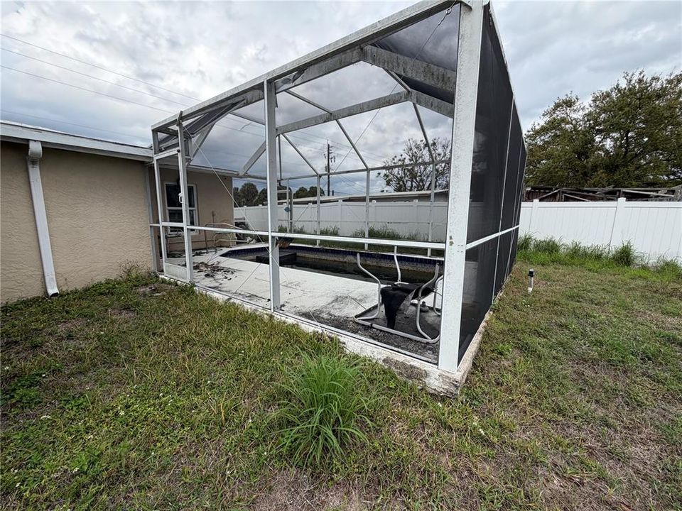 En Venta: $140,000 (4 camas, 2 baños, 1432 Pies cuadrados)
