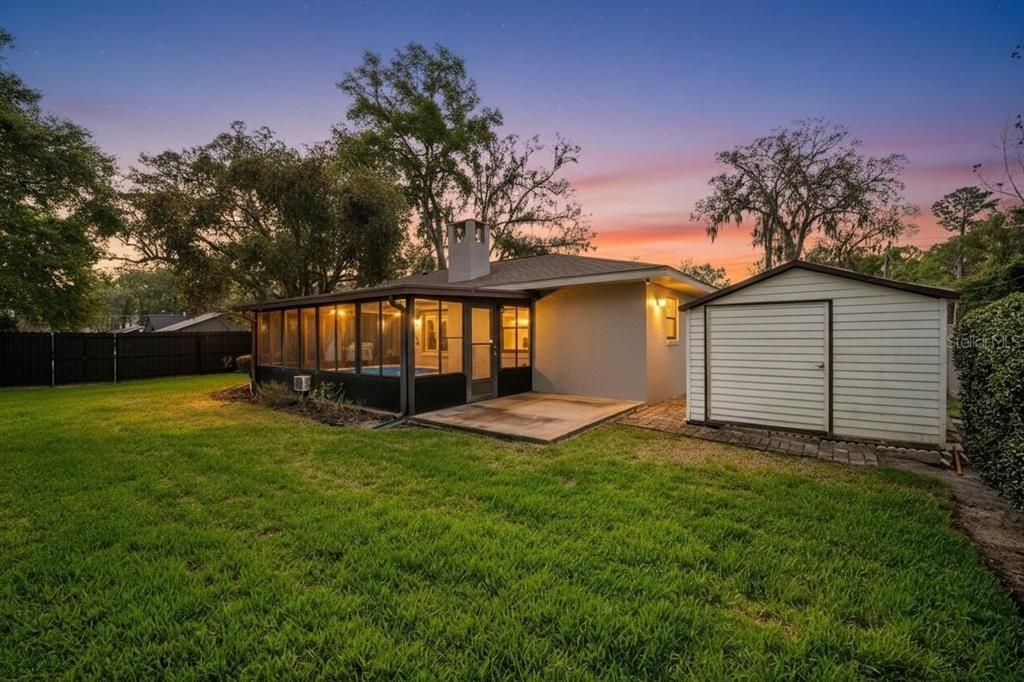 На продажу: $369,900 (3 спален, 2 ванн, 2082 Квадратных фут)