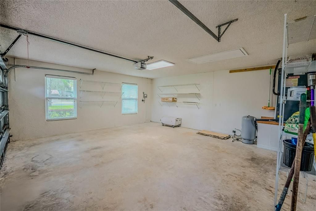 На продажу: $369,900 (3 спален, 2 ванн, 2082 Квадратных фут)