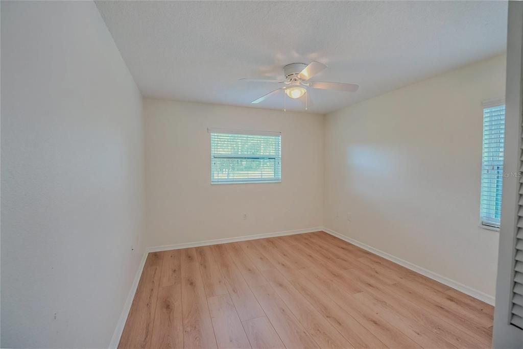 На продажу: $369,900 (3 спален, 2 ванн, 2082 Квадратных фут)