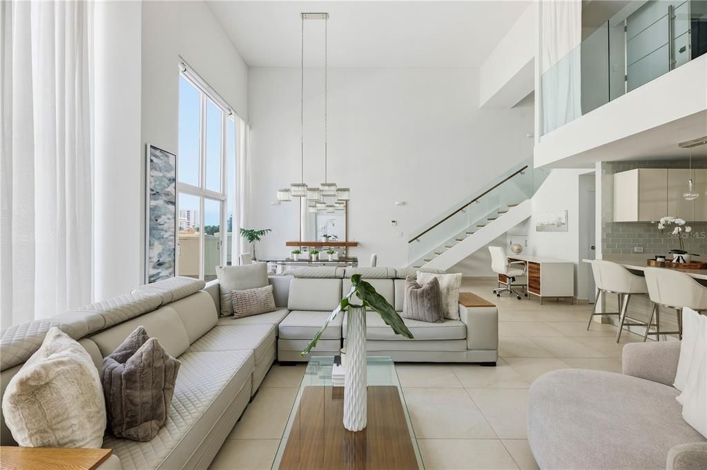 For Sale: $1,300,000 (1 beds, 2 baths, 1700 Square Feet)