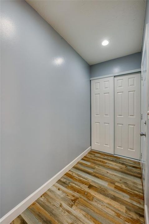 For Sale: $155,000 (2 beds, 1 baths, 995 Square Feet)