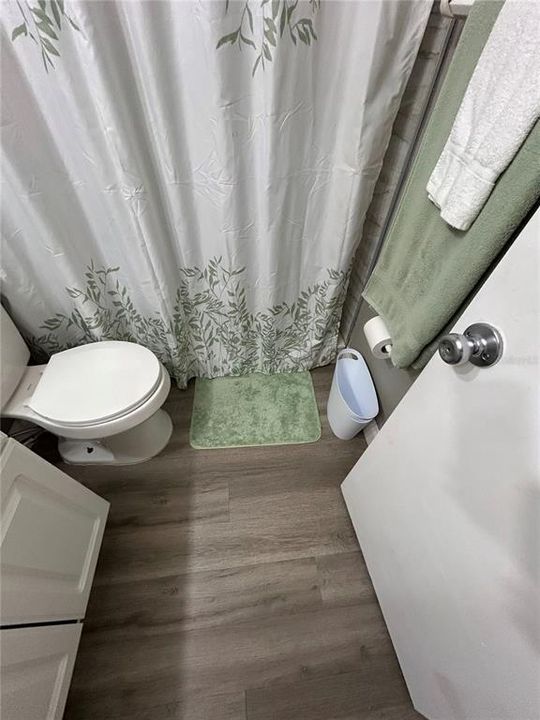 На продажу: $244,900 (3 спален, 2 ванн, 1123 Квадратных фут)