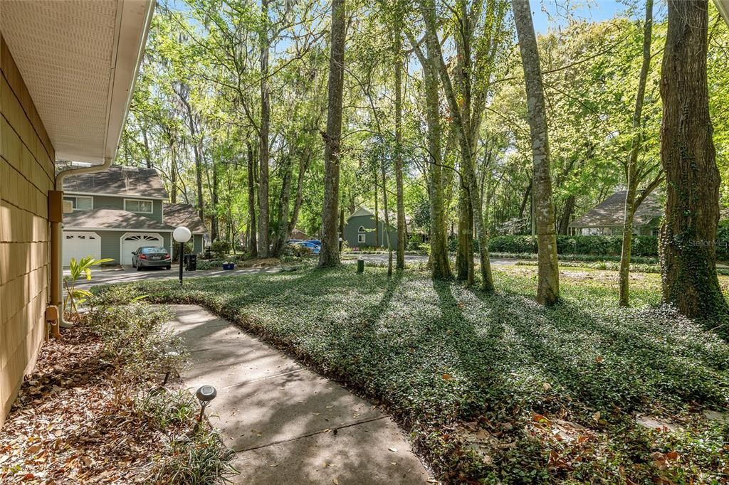 合同活跃: $275,000 (3 贝兹, 2 浴室, 1683 平方英尺)