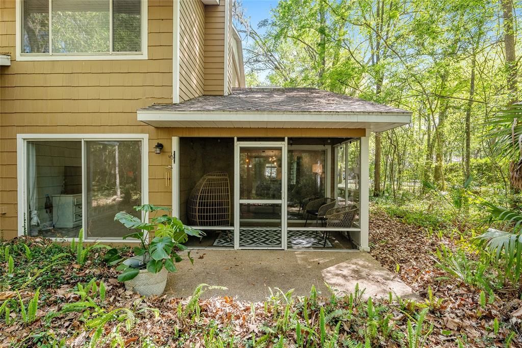 合同活跃: $275,000 (3 贝兹, 2 浴室, 1683 平方英尺)