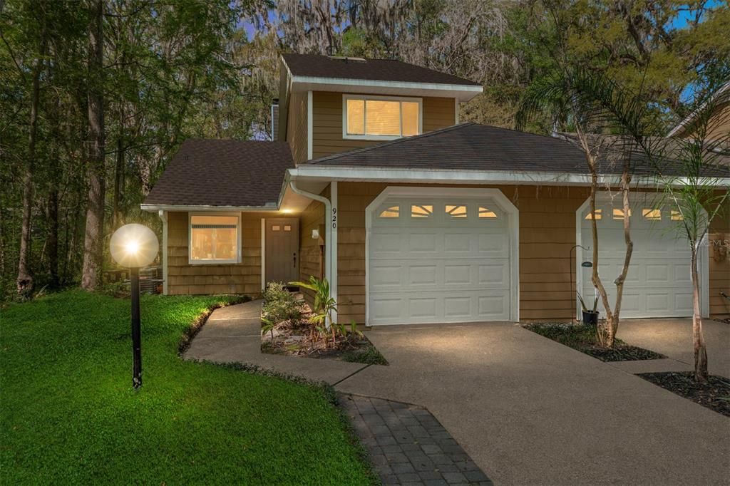 合同活跃: $275,000 (3 贝兹, 2 浴室, 1683 平方英尺)