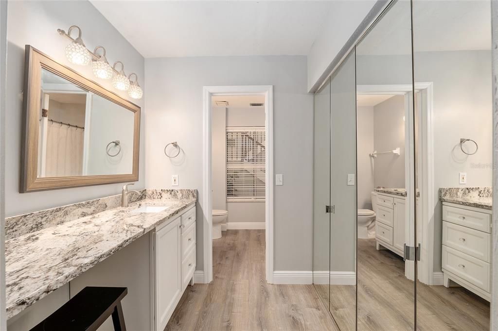 合同活跃: $275,000 (3 贝兹, 2 浴室, 1683 平方英尺)