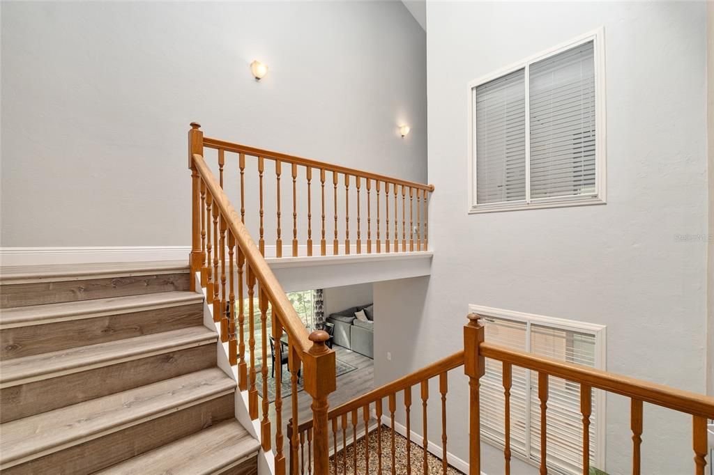 合同活跃: $275,000 (3 贝兹, 2 浴室, 1683 平方英尺)