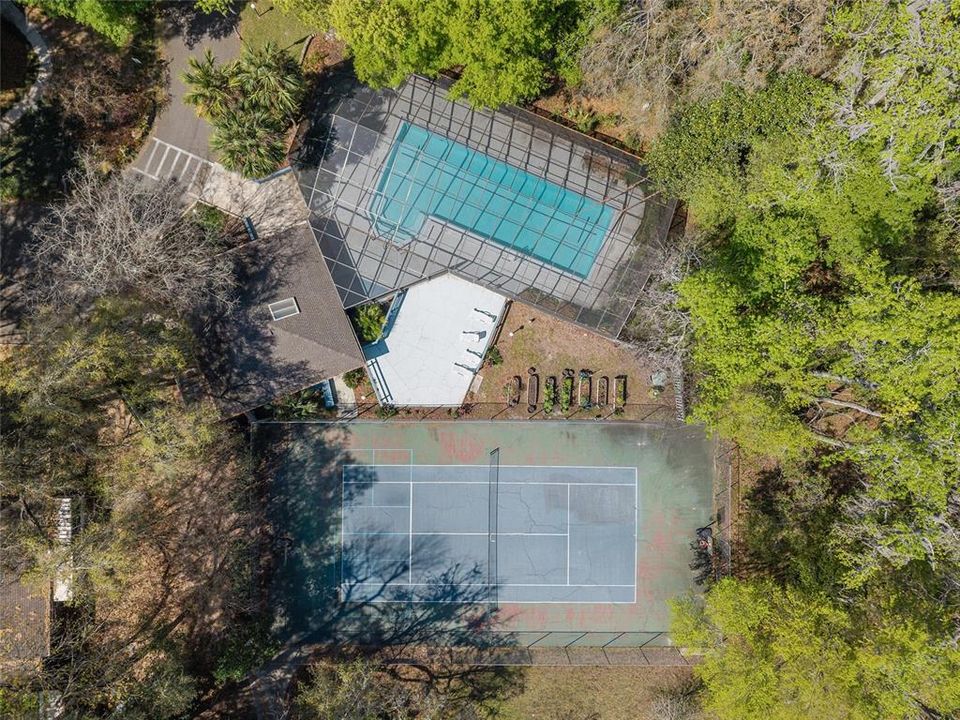 合同活跃: $275,000 (3 贝兹, 2 浴室, 1683 平方英尺)