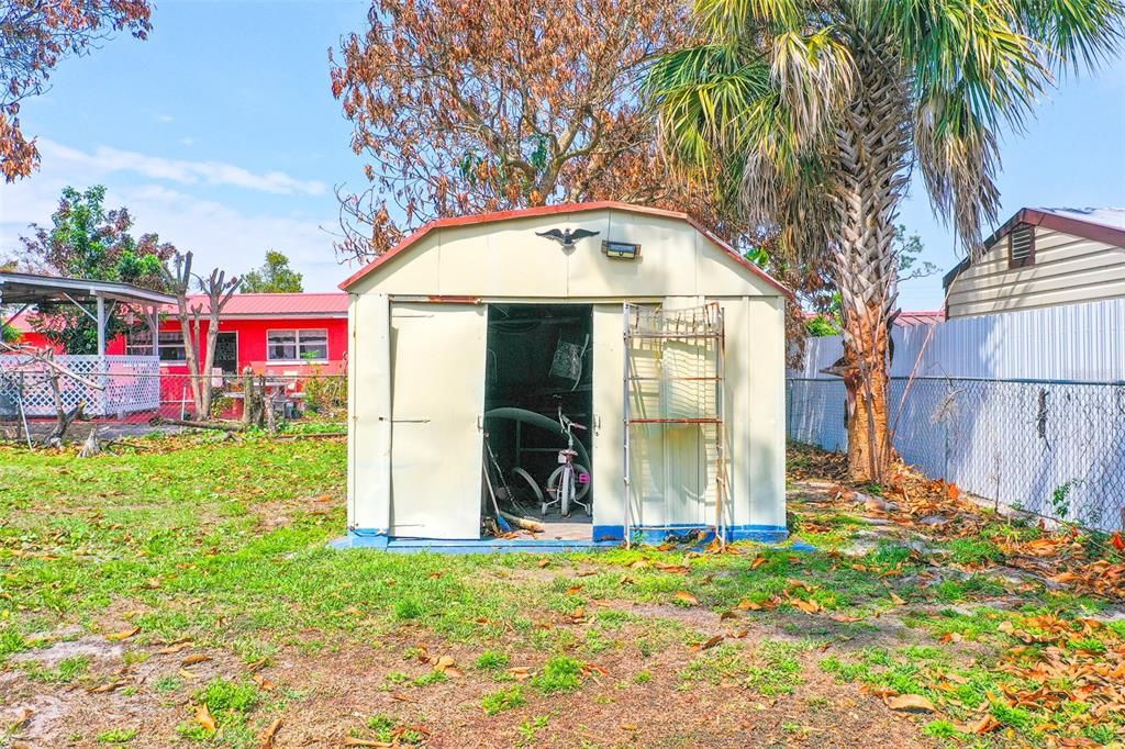 Activo con contrato: $200,000 (3 camas, 2 baños, 1385 Pies cuadrados)