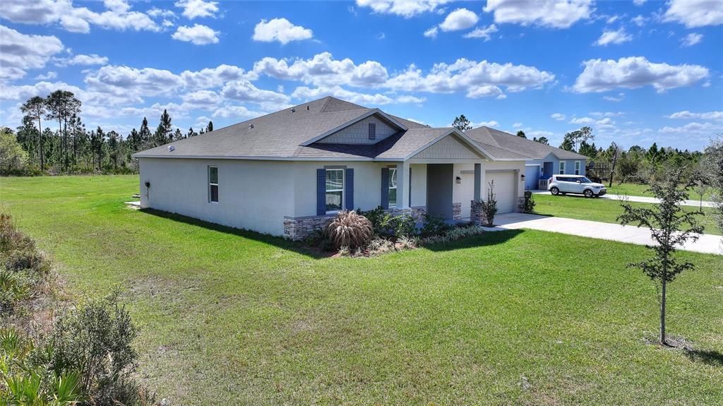 En Venta: $335,000 (4 camas, 2 baños, 1865 Pies cuadrados)