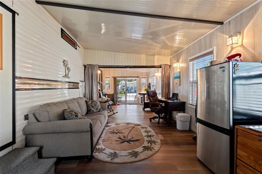 En Venta: $94,800 (1 camas, 1 baños, 408 Pies cuadrados)