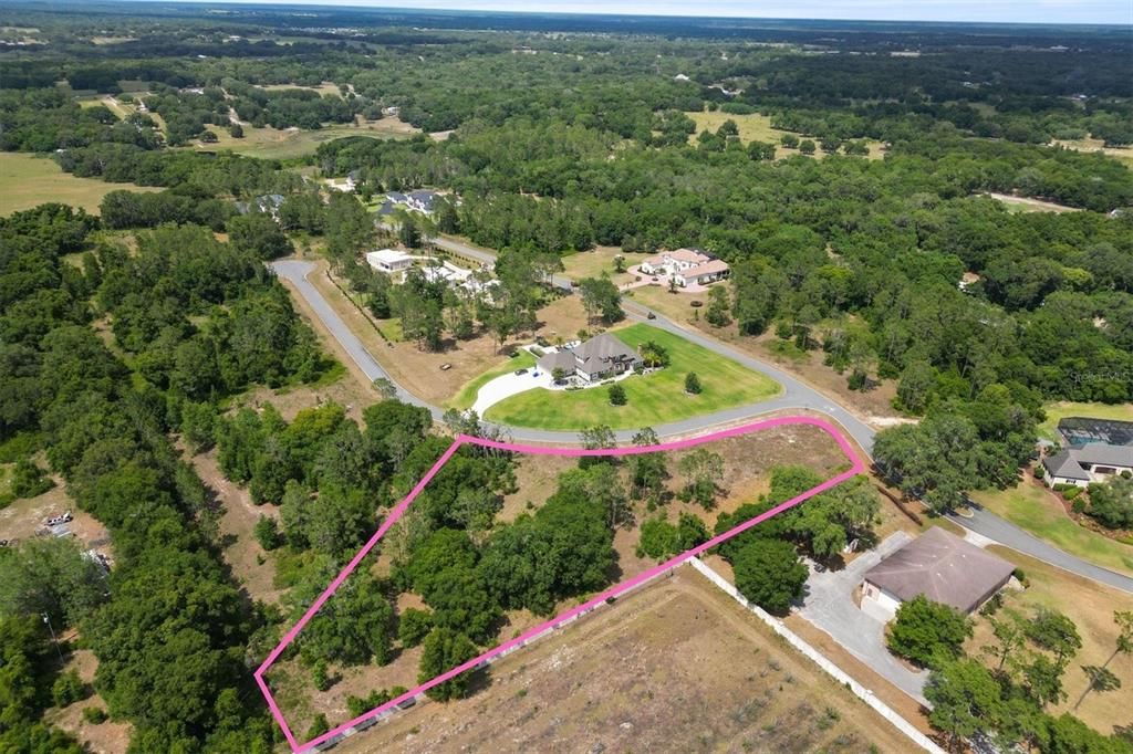 待售: $139,900 (2.42 acres)