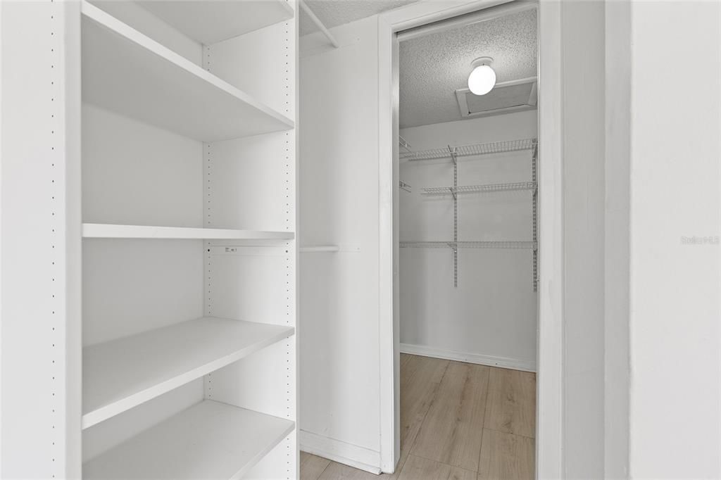 For Sale: $140,000 (3 beds, 2 baths, 1118 Square Feet)