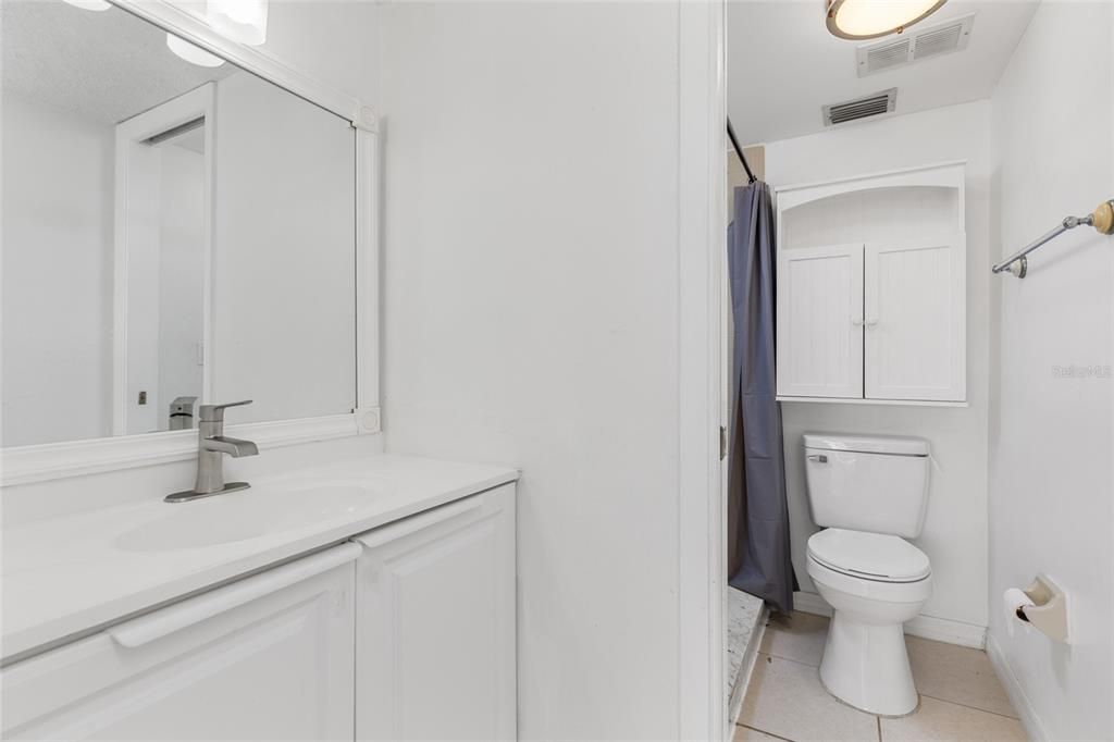 For Sale: $140,000 (3 beds, 2 baths, 1118 Square Feet)