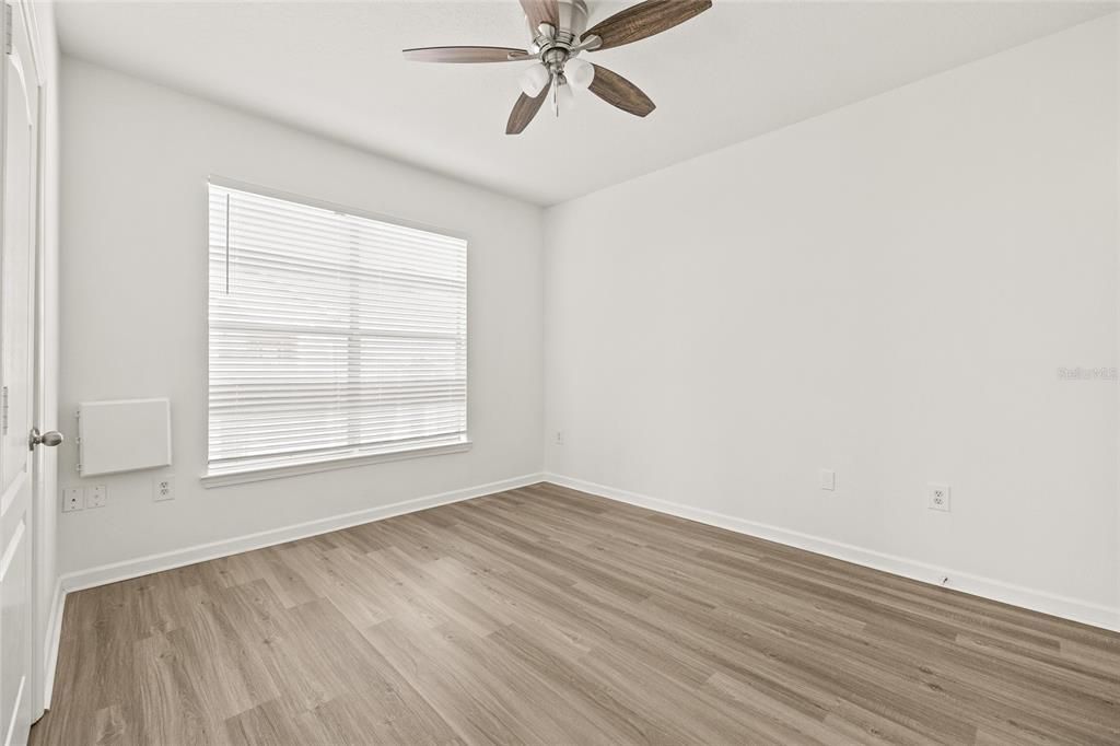 Active With Contract: $1,875 (2 beds, 2 baths, 1175 Square Feet)