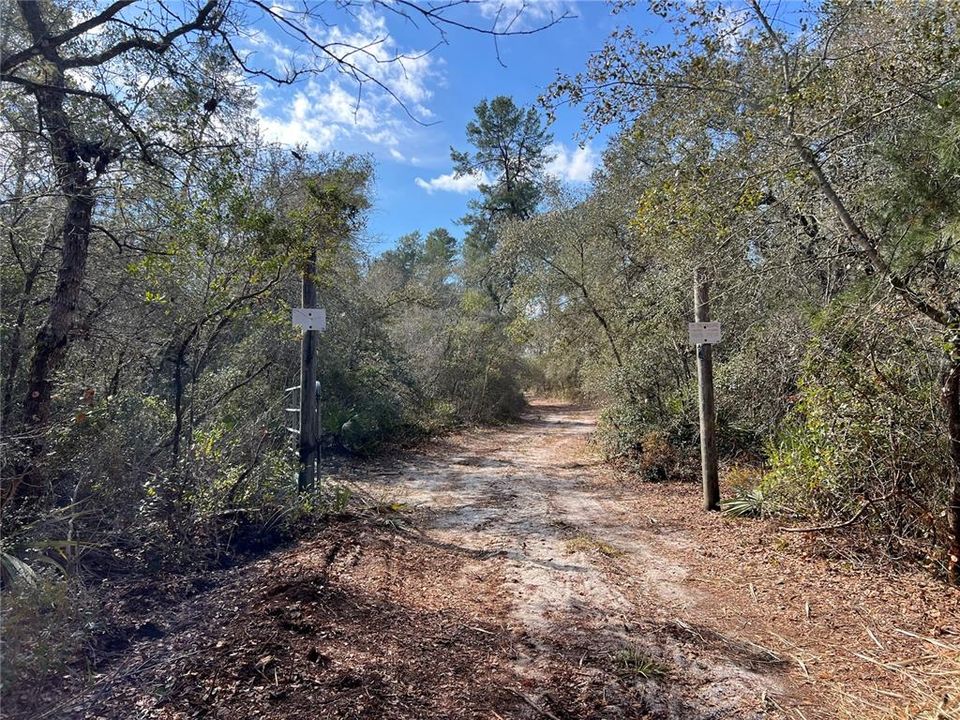 For Sale: $2,693,000 (158.00 acres)
