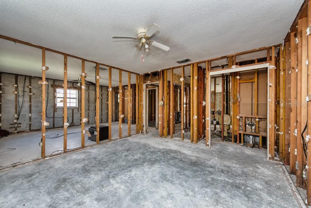 En Venta: $399,000 (2 camas, 2 baños, 1344 Pies cuadrados)