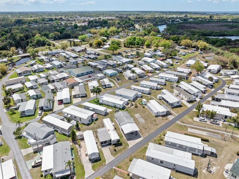 На продажу: $119,777 (2 спален, 2 ванн, 1008 Квадратных фут)