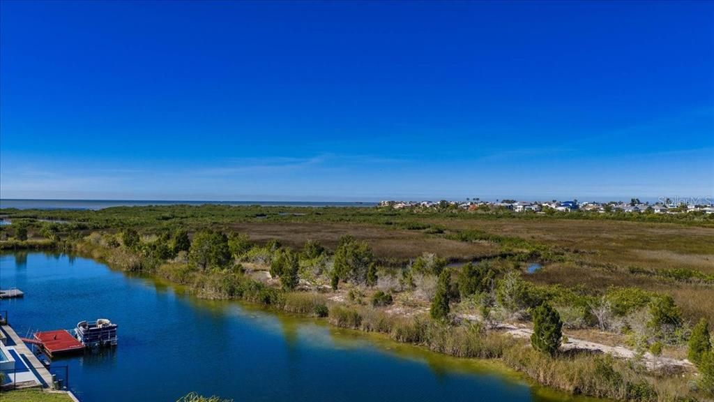 На продажу: $524,500 (2 спален, 2 ванн, 1392 Квадратных фут)