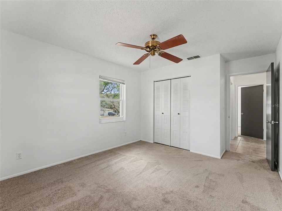 Active With Contract: $279,900 (3 beds, 2 baths, 1492 Square Feet)