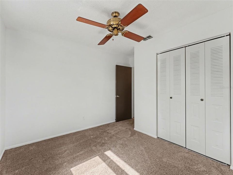 Active With Contract: $279,900 (3 beds, 2 baths, 1492 Square Feet)